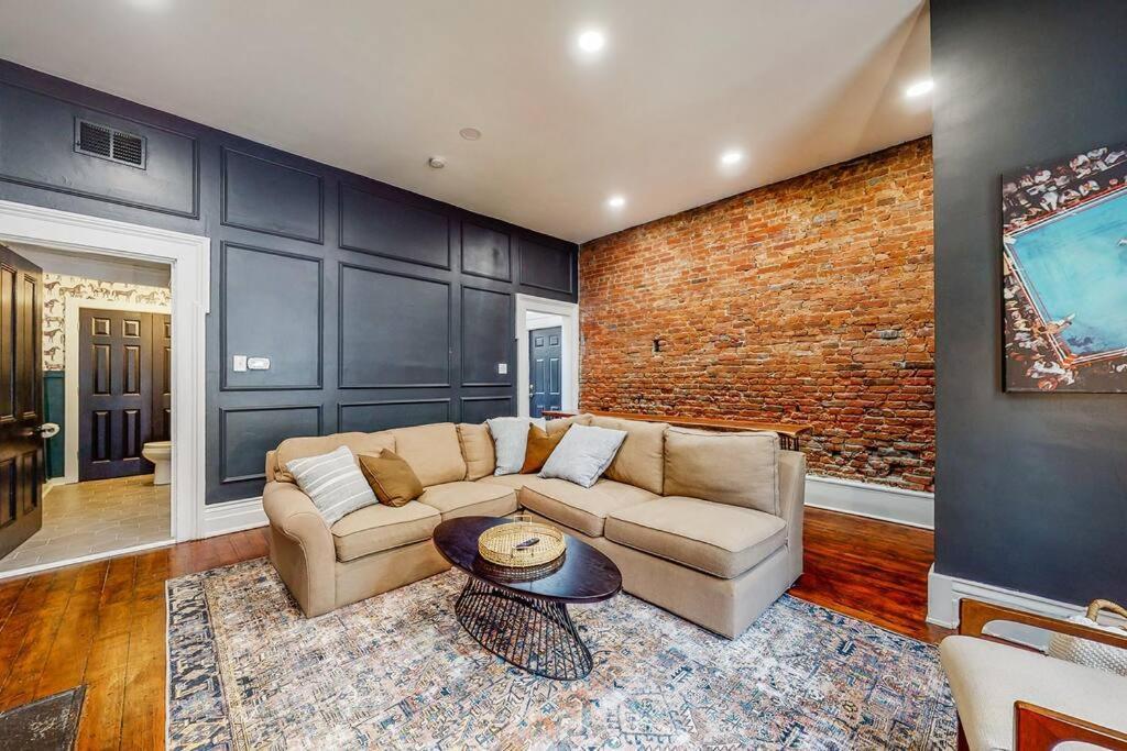 Luxury 8 Bed/4 Ba Nulu Home Private Yard/Parking Louisville Kültér fotó
