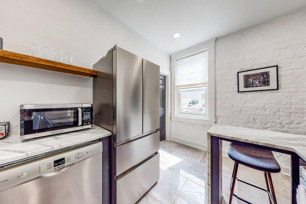 Luxury 8 Bed/4 Ba Nulu Home Private Yard/Parking Louisville Kültér fotó