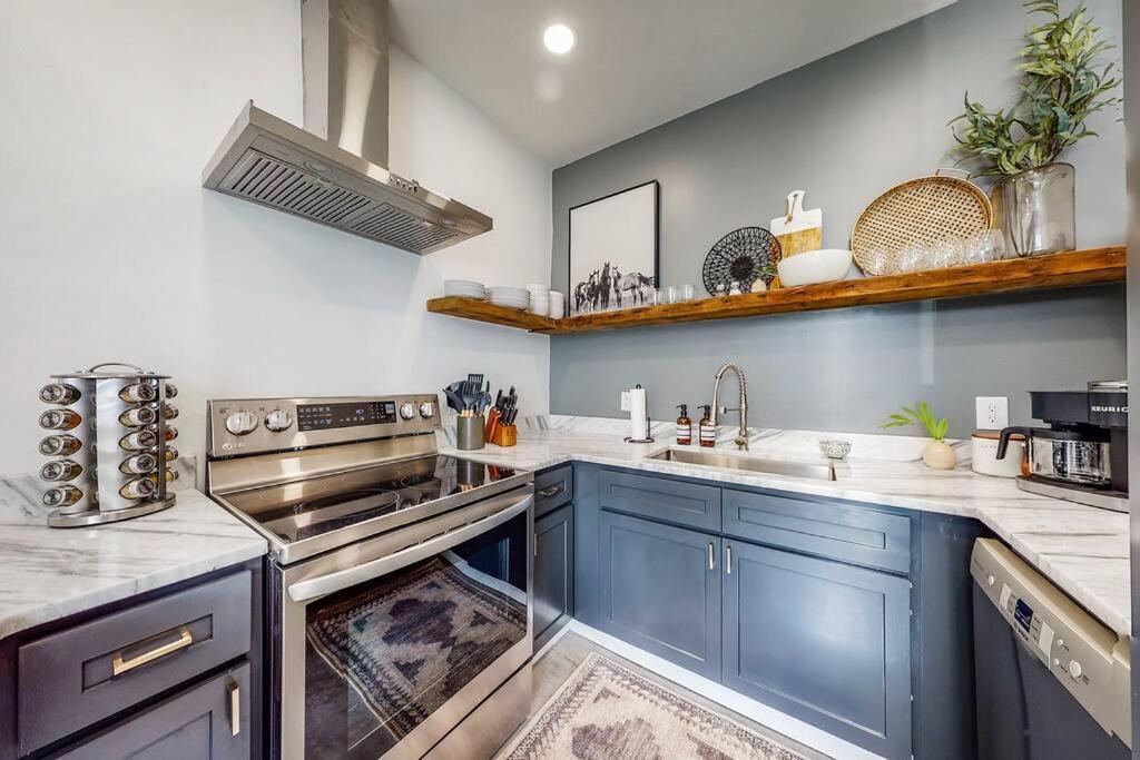 Luxury 8 Bed/4 Ba Nulu Home Private Yard/Parking Louisville Kültér fotó
